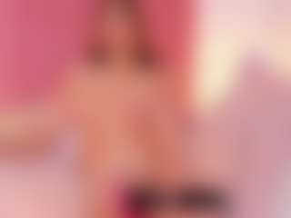 Live cam show with CristaalHart - Blonde Hair on Camming Site