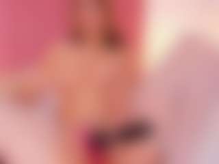 Live cam show with CristaalHart - Young Adult on Camming Site