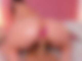 CristaalHart's Live Sex Cam Show