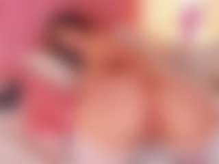 Live cam show with CristaalHart - Toys Teen (18+) on Mixed Magazine Live