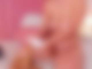 Live cam show with CristaalHart - Lovense on Uber Horny