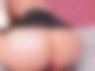 CristaalHart's Live Sex Cam Show