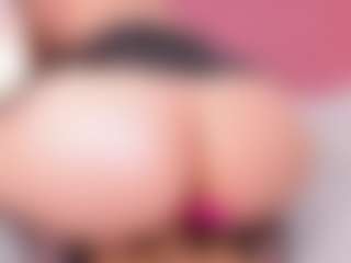 CristaalHart's Live Sex Cam Show