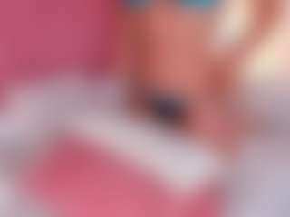 CristaalHart's Live Sex Cam Show
