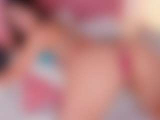 Live cam show with CristaalHart - Spy Brown Hair on CamwithHer
