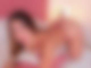 Live cam show with CristaalHart - Interactive on Camiplay Live