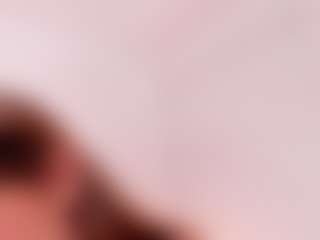 Live cam show with CristaalHart - Blonde Hair on xDating