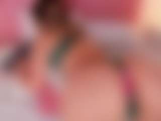 Live cam show with CristaalHart - Anal Teen (18+) on Camsoda