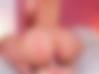 CristaalHart's Live Sex Cam Show