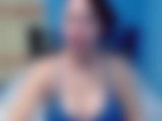 Live cam show with Lily Benet - Fuck on Camsoda