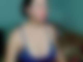 Live cam show with Lily Benet - Body Massage on Cam Slut