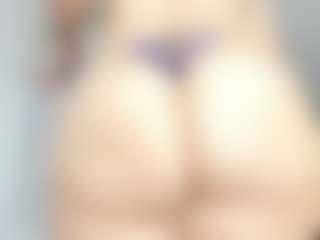 Veronica-Salas's Live Sex Cam Show