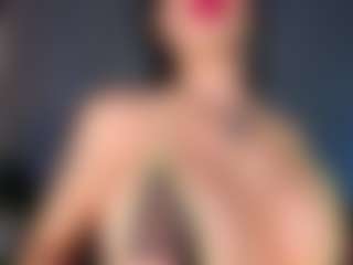 Live cam show with AliceDuque - Lovense on CamwithHer