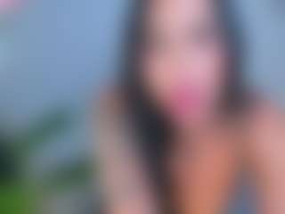 Live cam show with AliceDuque - Tease on Camsoda