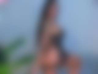 Live cam show with AliceDuque - Athletic Public on Mixed Magazine Live