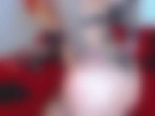 ashley-whiteSelf MILF webcam performer live streaming