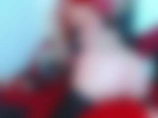 ashley-whiteSelf MILF webcam performer live streaming