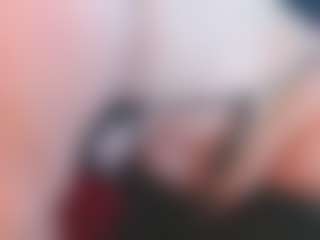 ashley-whiteSelf MILF webcam performer live streaming