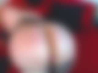 ashley-whiteSelf MILF webcam performer live streaming