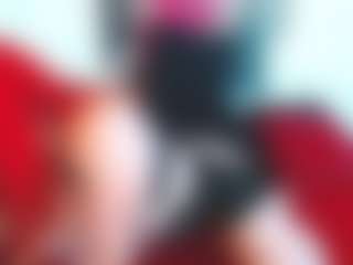 ashley-whiteSelf MILF webcam performer live streaming