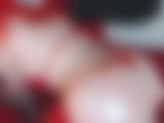 Live cam show with ashley-whiteSelf - Bedroom MILF on liverealitysex.com