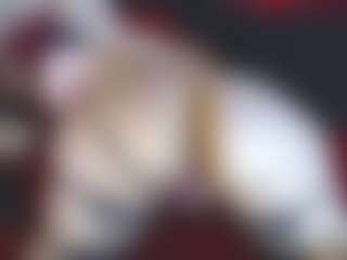 ashley-whiteSelf MILF webcam performer live streaming