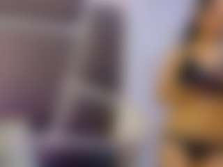 Live cam show with EmilyEsposito - Arab Young Adult on Latina Girls