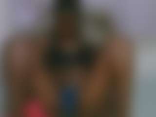 Live cam show with Hazzle-dazzle - Athletic Ebony on Hubzter Live