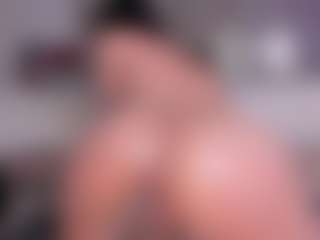 Seks show na żywo z Jiggly1