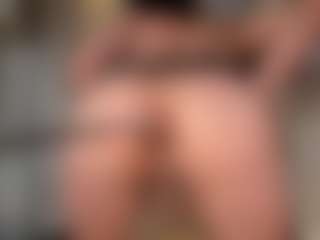 Jiggly1's Live Sex Cam Show
