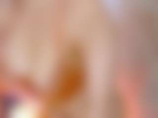 Live cam show with Julieth Davis - Big Tits on Hubzter Live