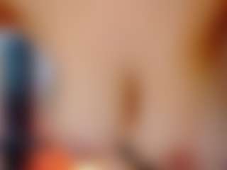 Julieth Davis's Live Sex Cam Show