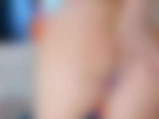 Julieth Davis's Live Sex Cam Show
