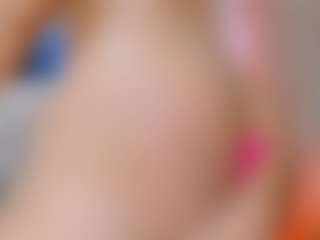 Julieth Davis's Live Sex Cam Show