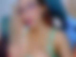 Julieth Davis's Live Sex Cam Show