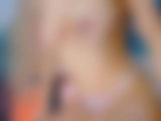 Julieth Davis's Live Sex Cam Show