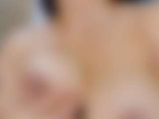 Julieth Davis's Live Sex Cam Show
