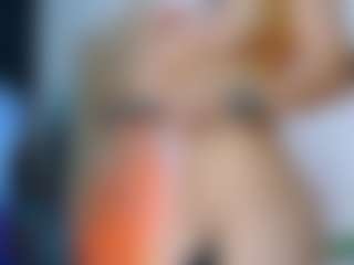 Julieth Davis's Live Sex Cam Show