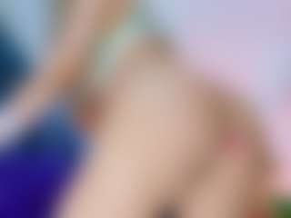 Julieth Davis's Live Sex Cam Show