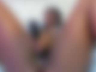 Live cam show with KristineLS - Big Nipples on alttransgirls