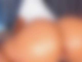 Live cam show with PocahontasFg - Spank on livesuperchat.net