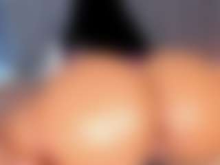 Live cam show with PocahontasFg - Bedroom on Free Soda