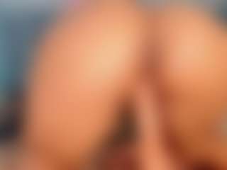 PocahontasFg's Live Sex Cam Show