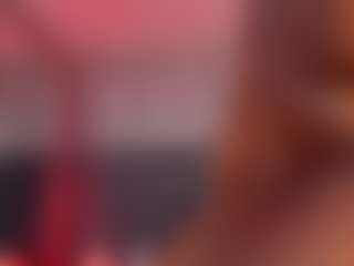 Live cam show with PocahontasFg - Natural on Camsoda