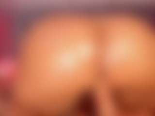 PocahontasFg's Live Sex Cam Show