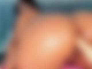 PocahontasFg's Live Sex Cam Show