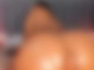 Live cam show with PocahontasFg - Athletic Bedroom on Camsoda