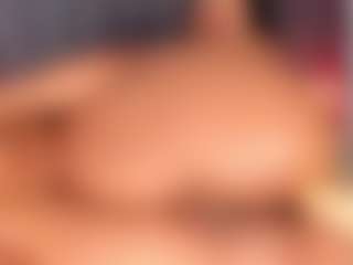 Live cam show with PocahontasFg - Athletic Young Adult on Camsoda