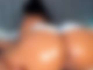 PocahontasFg's Live Sex Cam Show