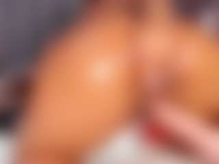 Live cam show with PocahontasFg - Bikini on chickslive.net